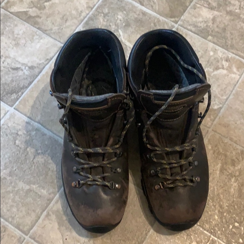 Zamberlan Womens 11 Leather Gortex Hiking Boots